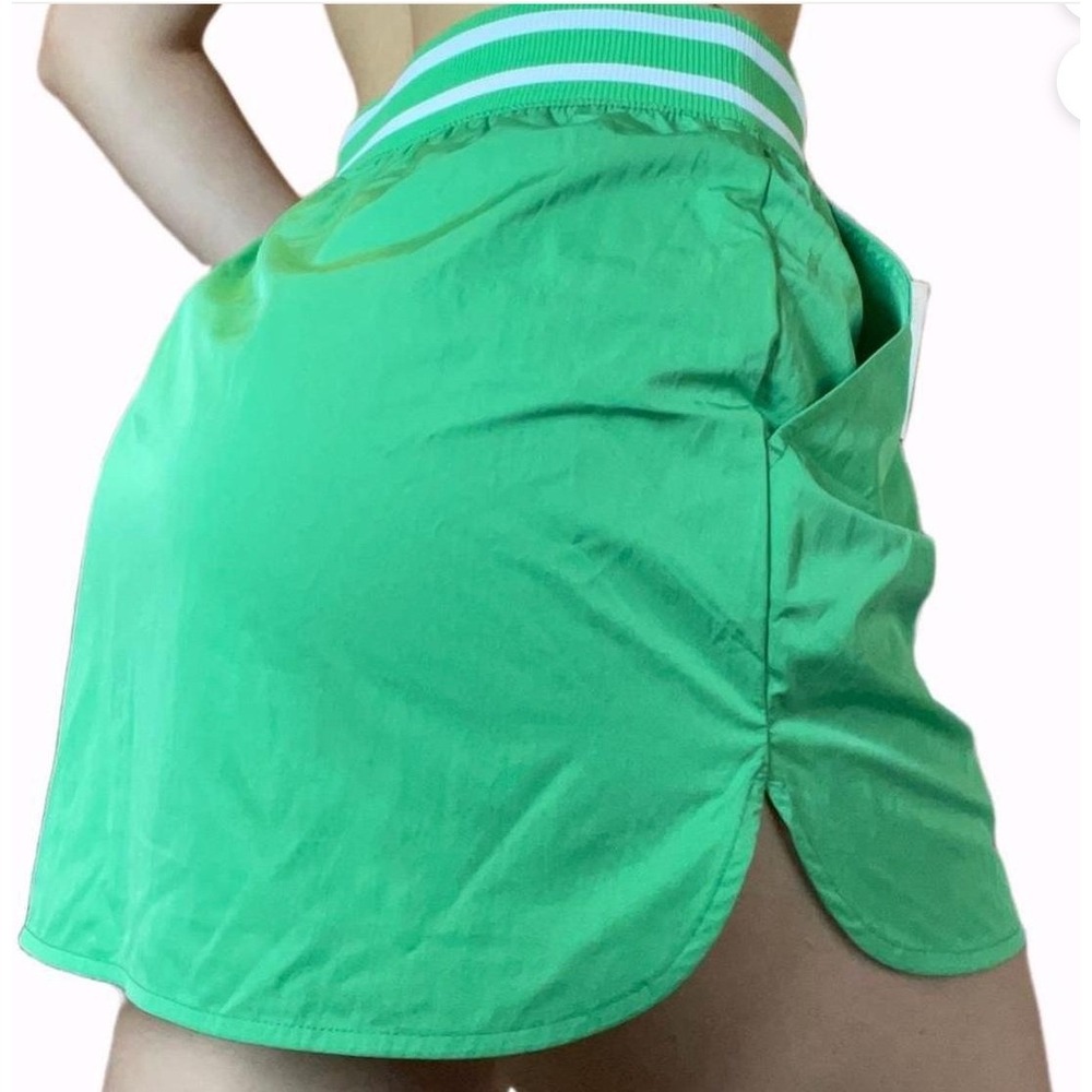 OFFLINE by Aerie Women's Green Athletic Mini Skirt White Stripe Drawstring Sz S - Picture 2 of 8